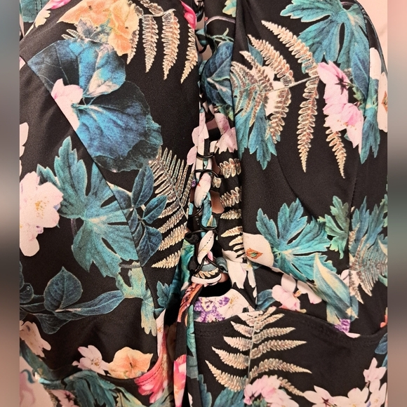 NWOT Torrid Black Floral 1PC Beach Pool Swim Vacation Bathing Suit Plus SZ XXL - Picture 3 of 5